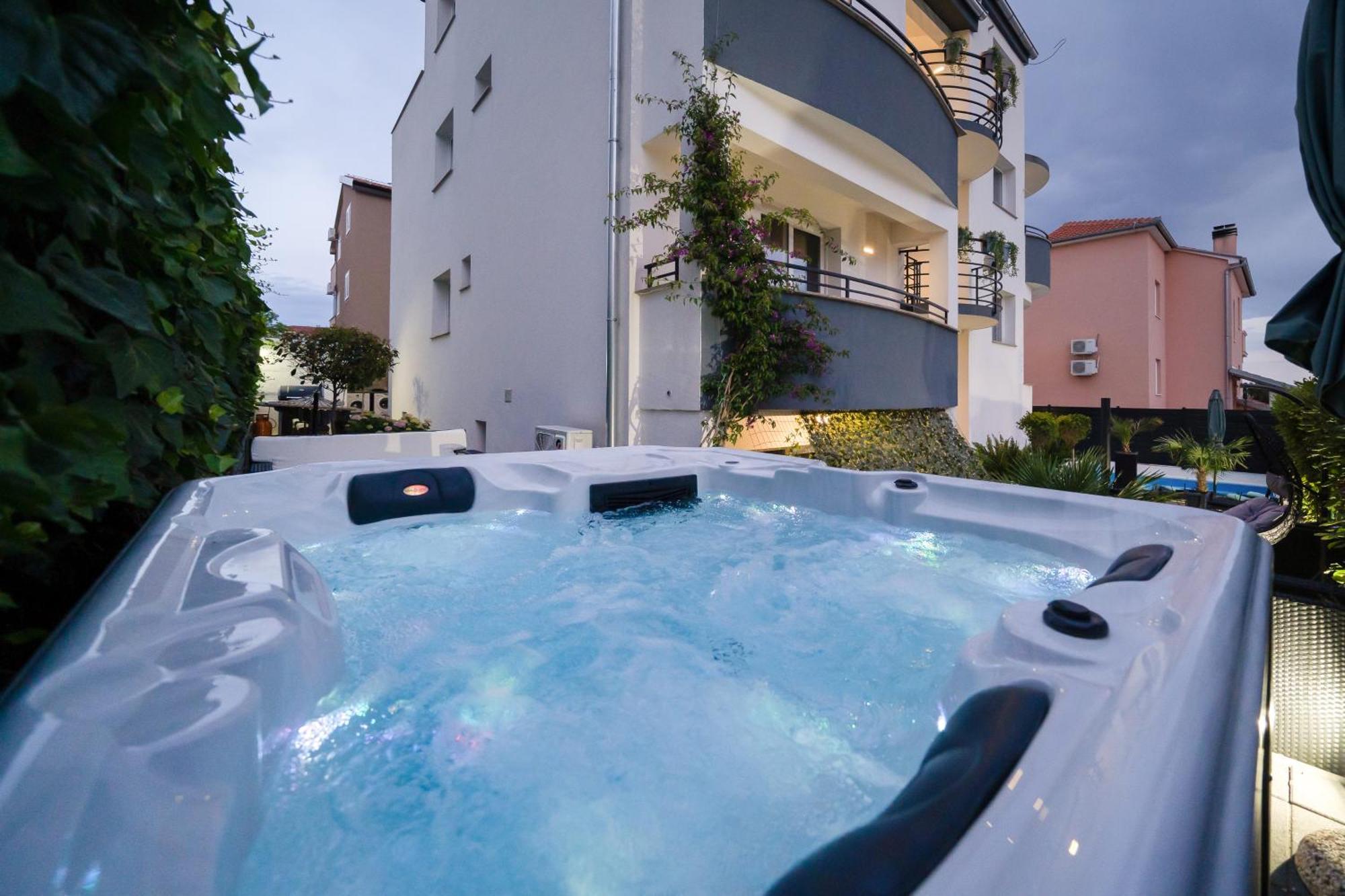 Holiday Apartments Amarilis Pakoštane Esterno foto