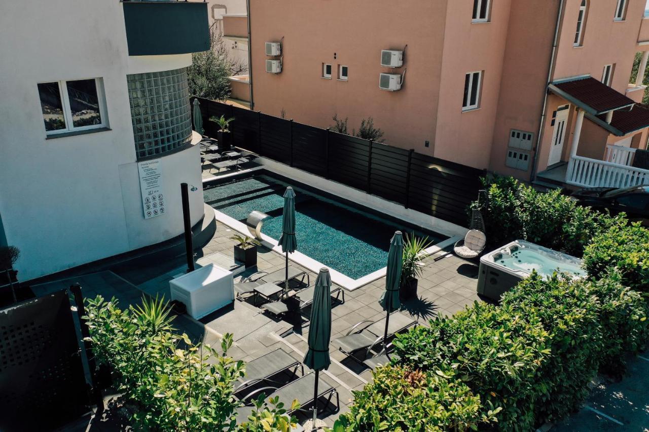 Holiday Apartments Amarilis Pakoštane Esterno foto