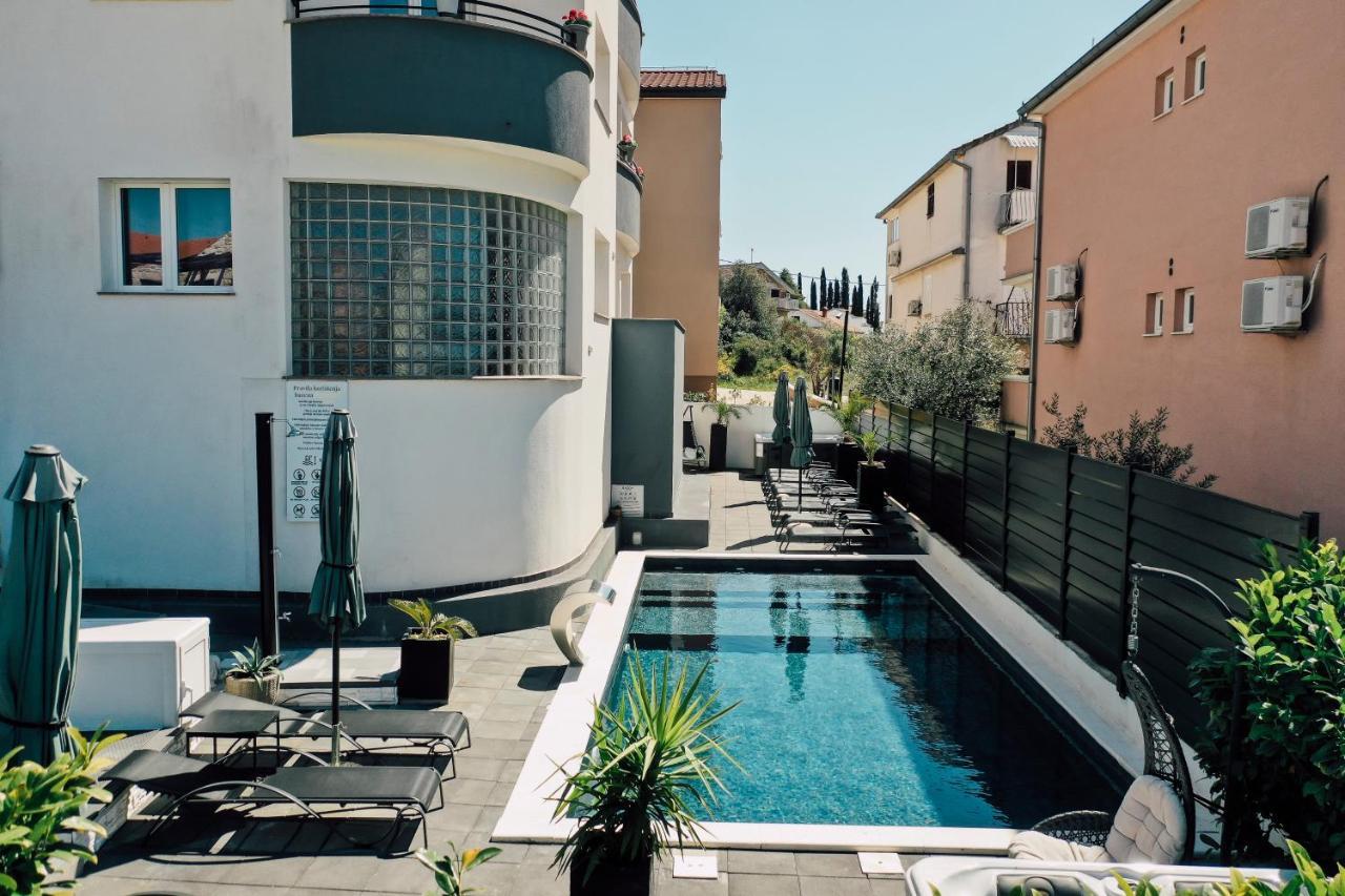 Holiday Apartments Amarilis Pakoštane Esterno foto