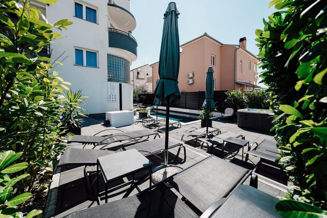 Holiday Apartments Amarilis Pakoštane Esterno foto