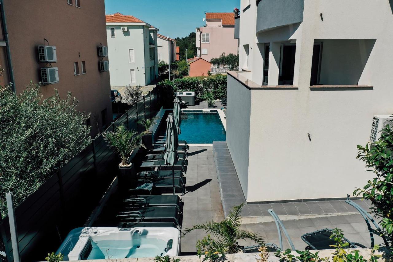 Holiday Apartments Amarilis Pakoštane Esterno foto