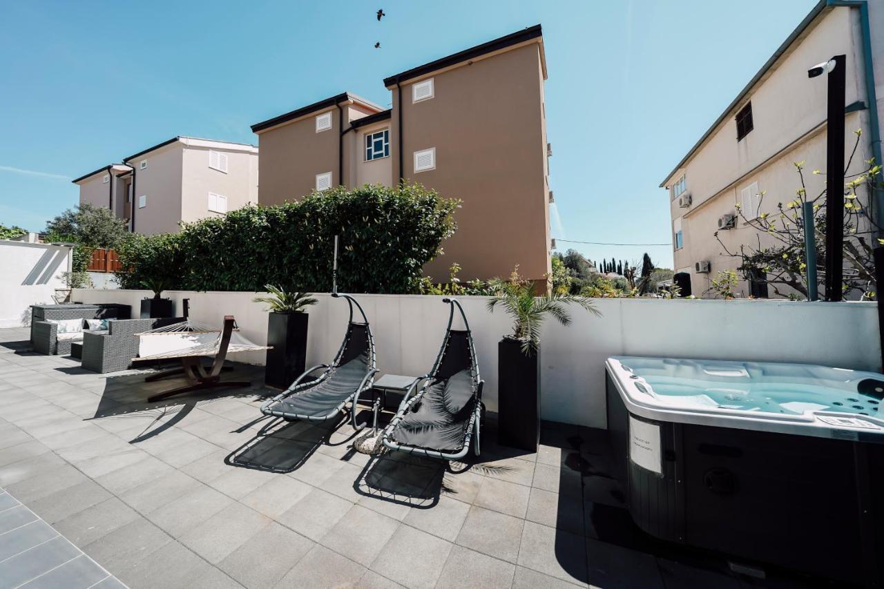 Holiday Apartments Amarilis Pakoštane Esterno foto